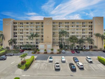 7240 Huntington Lane #802