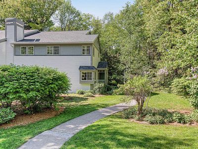 1 Winding Brook Drive