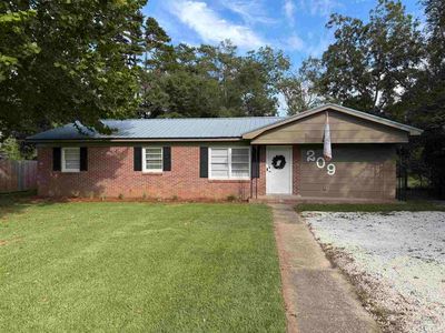 209 Greer Ave