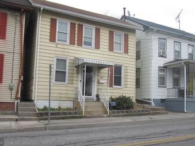 148 N 2nd St