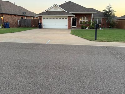 2220 Crooked Oak Dr