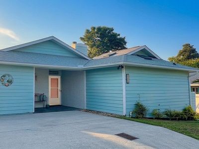 728 Sweetgum Ln