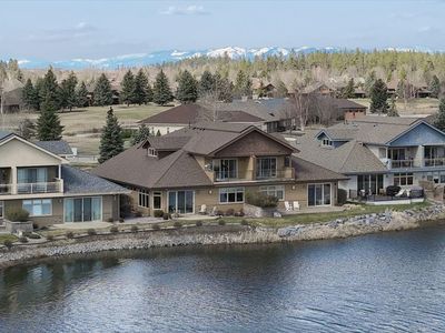 27 Bay Harbor Dr