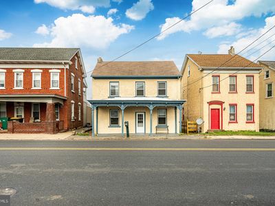 1313 E Philadelphia Ave