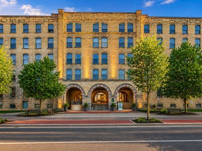 940 Monroe Ave NW Unit 405A