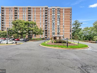 2300 Pimmit Dr APT 1201