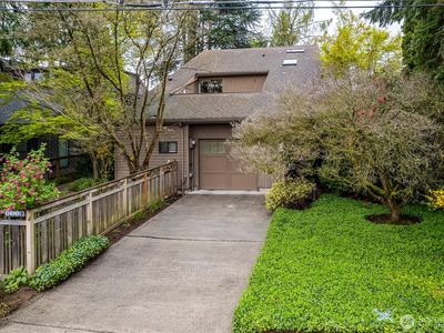 7739 40th Avenue NE