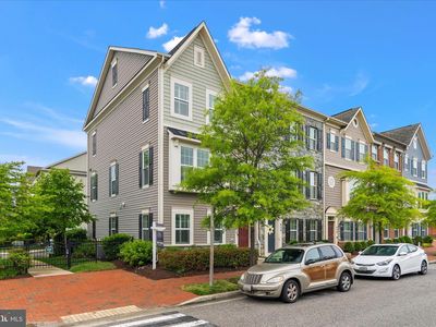 608 S Cherry Grove Ave