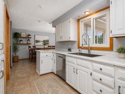 1817 Marian Dr