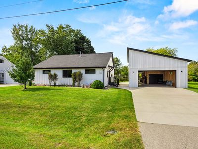 1732 Island Ct