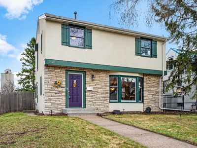298 Washburn Ave N