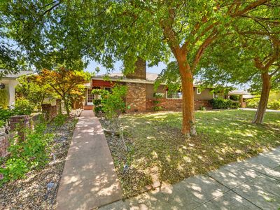 5098 N Del Mar Ave