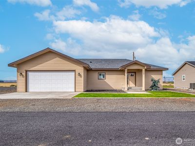 107 W Chinook Avenue