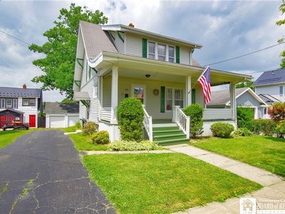 104 Chautauqua Ave