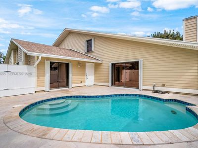 804 Summer Winds Ln