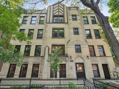 2128 N Hudson Ave APT 204