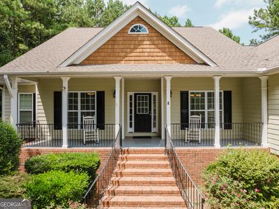 8 Triple Crown Ct SE