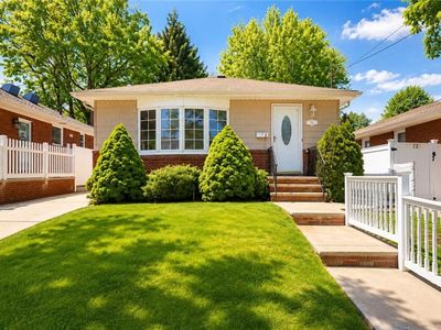 76 Peter Ave