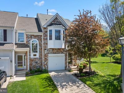16 Farmington Ct