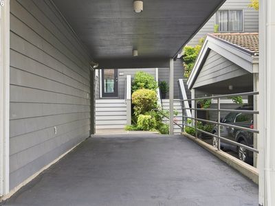 615 SE Linn St APT D