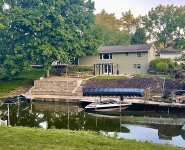 11010 N Quiet Water Cir