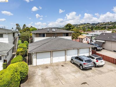 1475 166th Ave