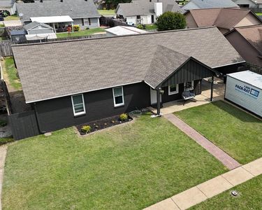 504 Meredith Dr