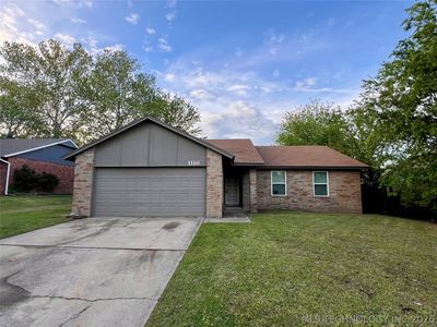 1116 W Birmingham St
