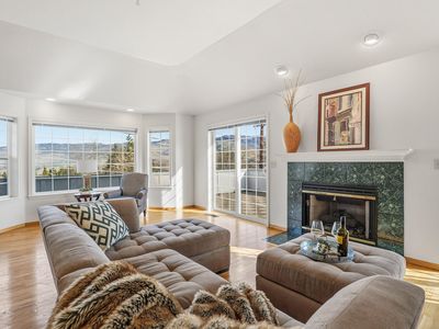 369 Alta Ave