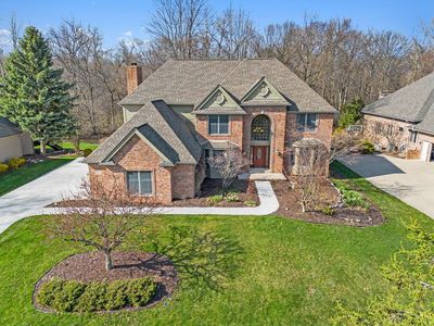2074 Stonebridge Dr N