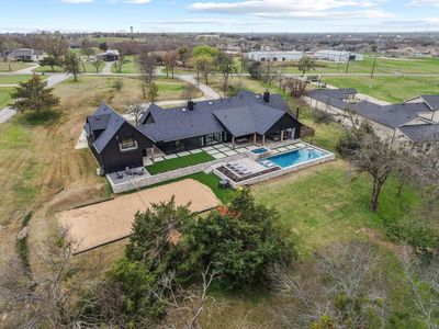 411 Kerfoot Dr