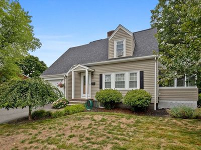 18 Beaver St