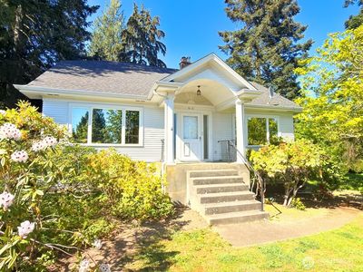 612 S 160th Street