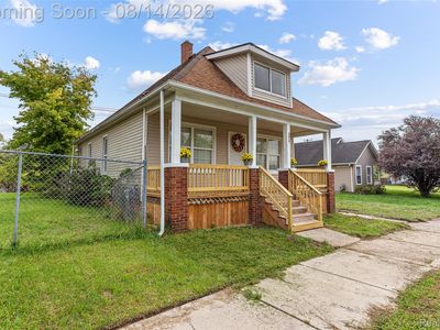 4472 French Rd E