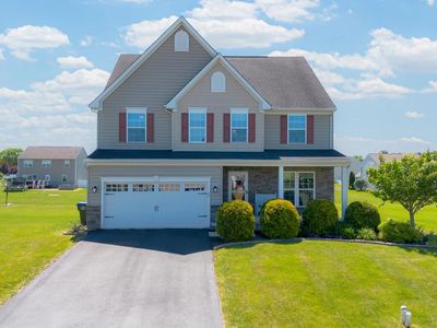 65 Fox Hollow Dr