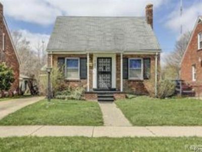 21341 Reimanville Ave