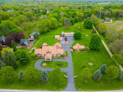38W605 Silver Glen Rd