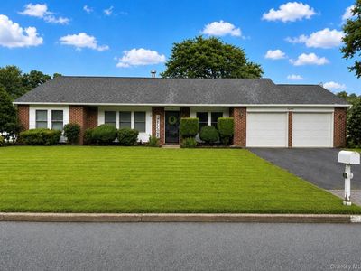 18 Glen Summer Road