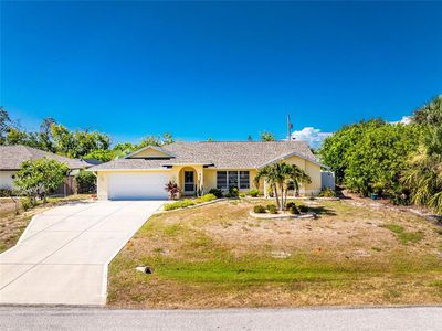 Property at 9051 Big Star Ave, Englewood, FL