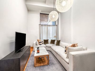 254 Park Ave S APT 3R