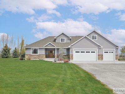 1875 Salem Pines Ln
