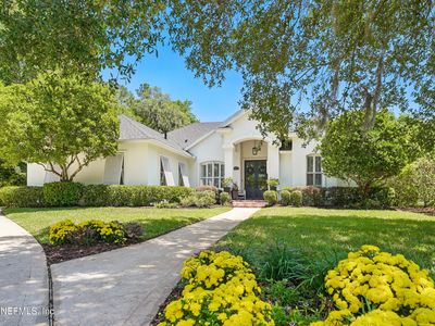 150A N ROSCOE Boulevard