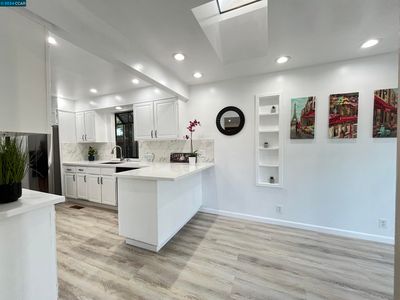 1530 W Country Club Blvd