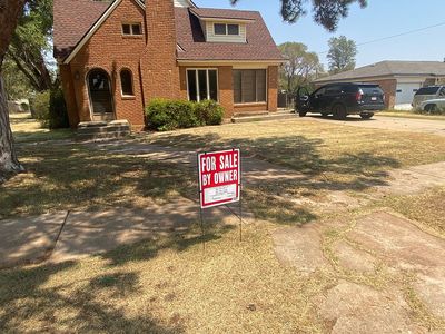 Property at 421 E 1st St, Shamrock, TX