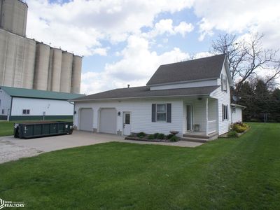 106 & 104 Cedar St