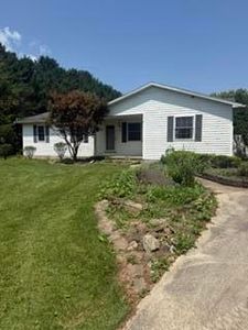 Property at 11558 Parkview Dr SW, Stoutsville, OH
