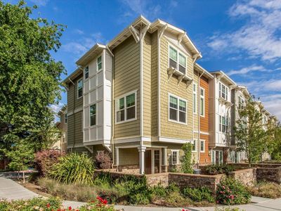 272 Loma Linda Ter