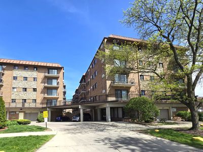 2317 N Neva Ave APT 407A