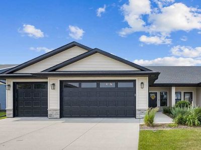 2205 Oak Terrace Ave