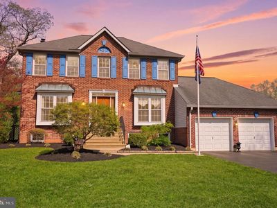 327 Abbey Ln